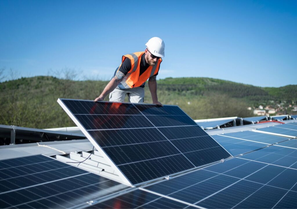 Meseriile viitorului se învață acum - cursurile tehnice de la ATP – puntea ta către o carieră sigură 01